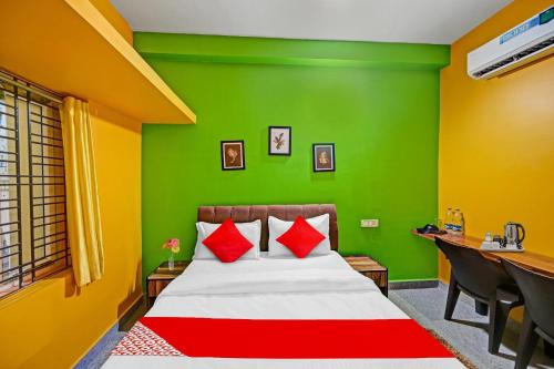 Ένα ή περισσότερα κρεβάτια σε δωμάτιο στο Hotel O Comfort ZON
