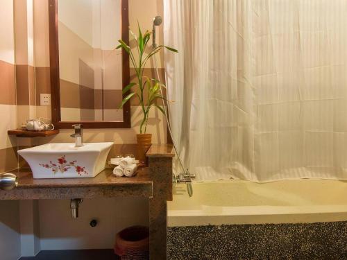 Sambopich Chenla Hotelにあるバスルーム
