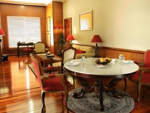 Гостиная зона в Gran Senyiur Hotel