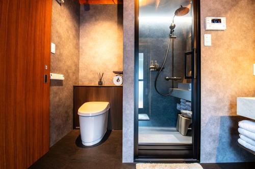 Ένα μπάνιο στο MIYABI Guesthouse