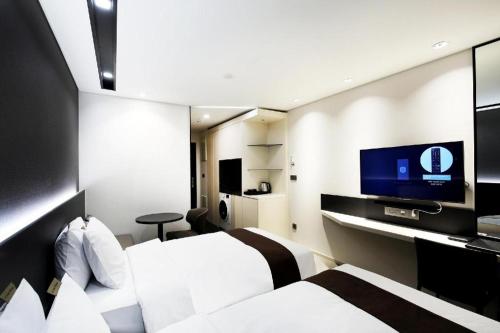 Televisyen dan/atau pusat hiburan di Kintex by K-tree