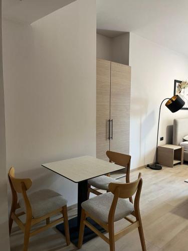 Χώρος καθιστικού στο Emera Apartments