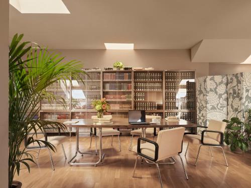 Гостиная зона в Hotel Real Segovia by Recordis Hotels