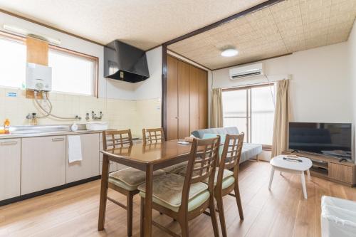 7min Walk from Kujo Station For 7 Guests