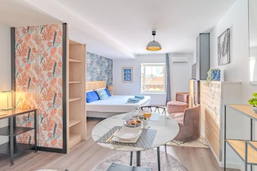 Bleuet Roanne centre-ville -Parking & Clim