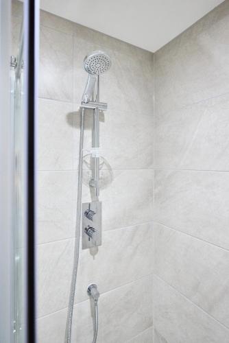 Ένα μπάνιο στο Leeds City Centre Luxury Penthouse with Private Terrace