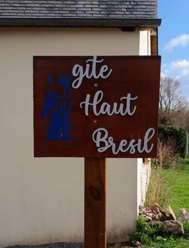Certifikát, hodnocení, plakát nebo jiný dokument vystavený v ubytování Gite du haut Brésil