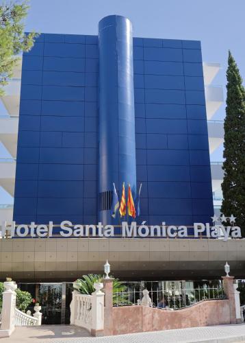 a hotel santa monica sign in front of a building at Santa Monica Playa in Salou
