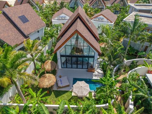 Paje Emerald Escapes
