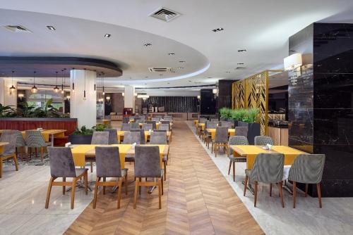 Restaurace v ubytování Annabella Diamond Hotel - All Inclusive