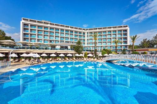 Bazén v ubytování Annabella Diamond Hotel - All Inclusive nebo v jeho okolí