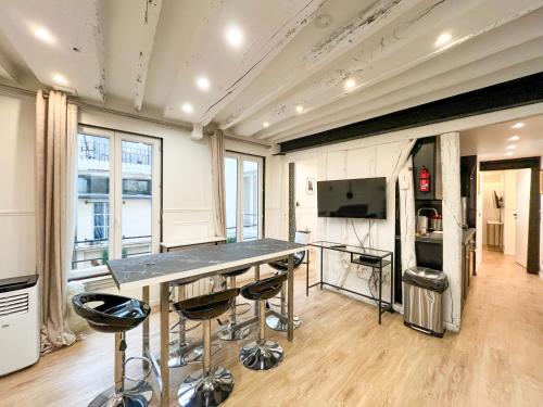 93 - Luxury Flat in Le Marais