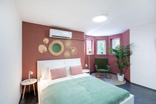 Central - Green - Stylish - Quiet Sleep