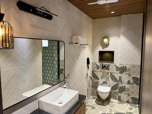 Bagno di The Luxury Tiger at Lake Pichola