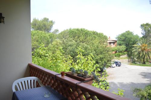 Taman di luar Hotel Il Poggetto