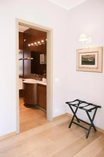 ComeCasa Monte Napoleone Exclusive Suites photo 16