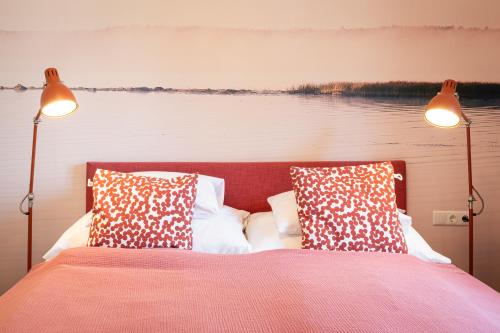 Red flat by GrazRentals direct by University & free parking