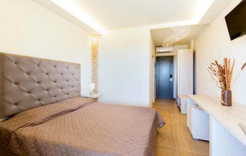 Casa Blue Sarantis