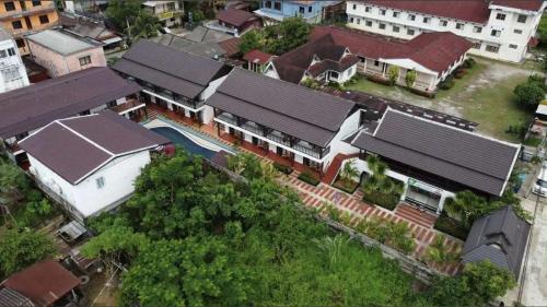 Vangvieng Night Market Resort