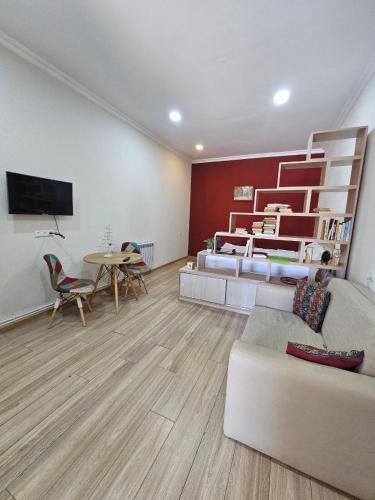 Shiraz Apartment