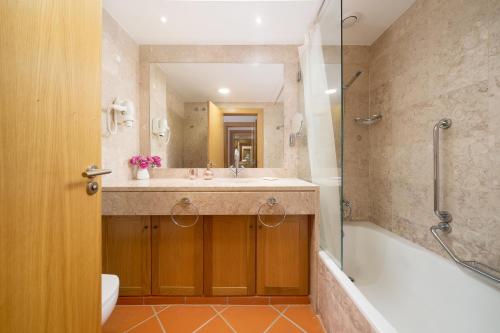 Vila Sol F5 W Golf and Pool Apartment