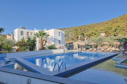 Cascade Holiday Resort