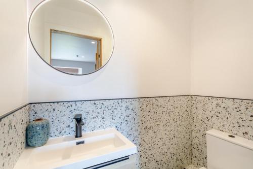 Koupelna v ubytování 5 Bed in Wigglesworth oc-w32112