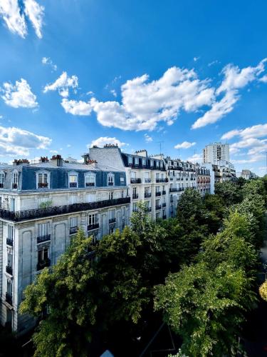 Paris rooftop retreat with sunny balcony