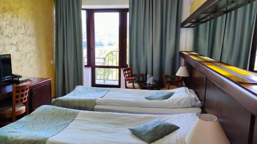 Gallery image of Hotel Valea cu Pesti in Căpăţîneni-Ungureni