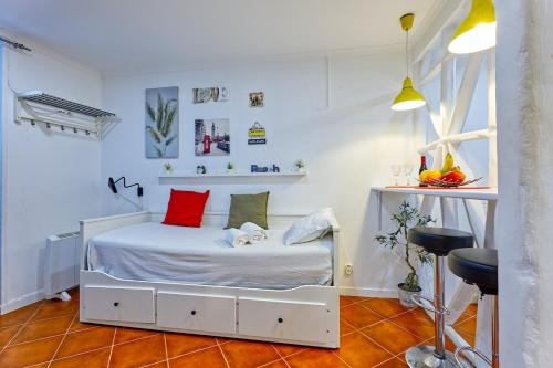 Cozy studio in Alfama