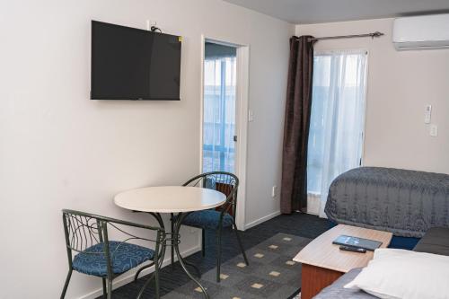 Μια τηλεόραση ή/και κέντρο ψυχαγωγίας στο Samhil Motor Lodge