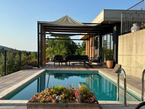 Vacation home, private pool & whirpool jacuzzi outhouse377