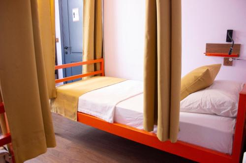 Twin Room with Private Bathroom
