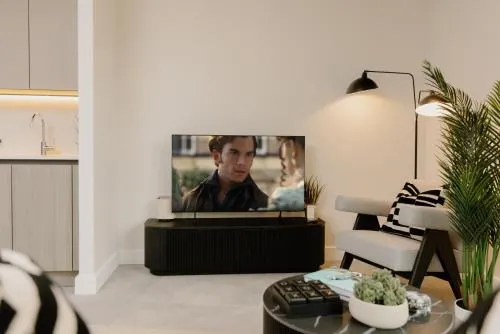 Embassy Boulevard by Your Perfect Stay London- Apart-Hotel Style photo 7