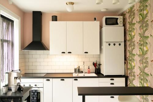 Gallery image of Stylish 2-Bedroom Apartment in a Cozy Neighborhood in Reykjavík