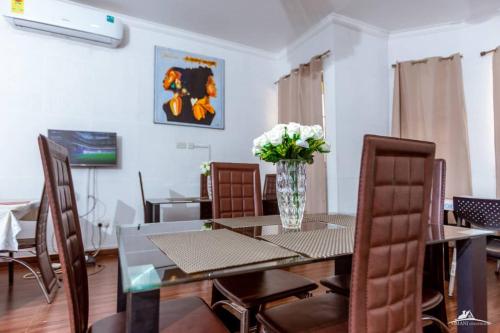 Φωτογραφία από το άλμπουμ του Omani guest house σε Accra