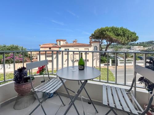 Studio Cap d Antibes Balcon vue mer