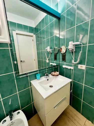 Beautiful 1 bedroom apartment Los Cristianos Los Angeles