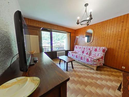 Studio skis aux pieds avec balcon au Grand-Bornand - FR-1-241-20