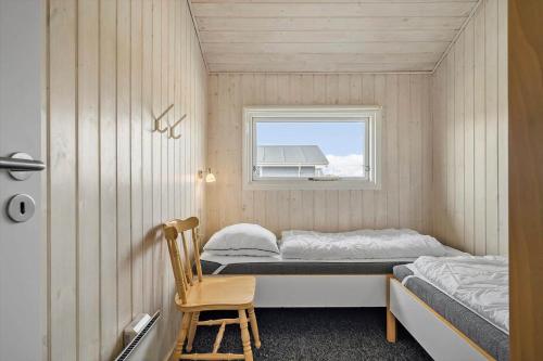 Ένα ή περισσότερα κρεβάτια σε δωμάτιο στο 615-Hvide-Sande-Bjerregardsvej-408