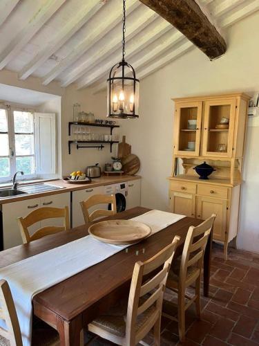 Una cocina o cocineta en Orielda