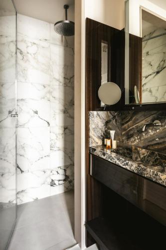 Photo de la galerie de l'établissement Mondovi Luxury Suites, à Paris