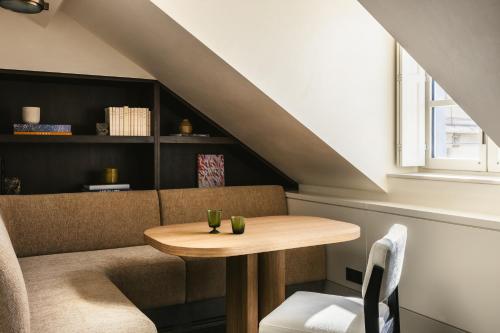 Mondovi Luxury Suites photo 35