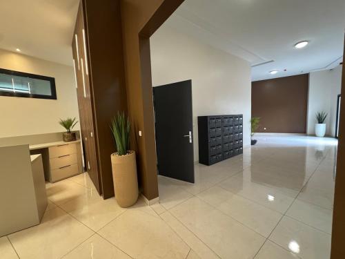 Fotografie z fotogalerie ubytování Beautiful F4 apartment Sakina v destinaci Dakar