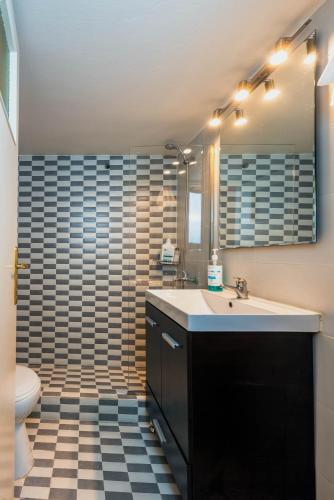 City Haven 1BR near Panormou Metro Central Athens