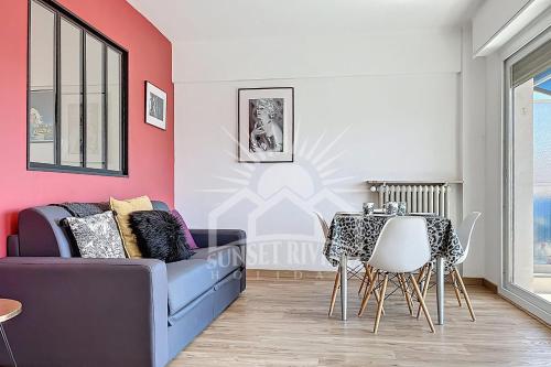 L'AIGLON Appartement AirCo in the town center for 4 By Sunset