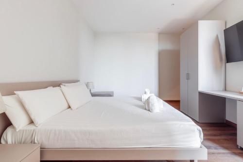 Luxury King Apartment with balcony Near Vatican - City View by Quinto Piano