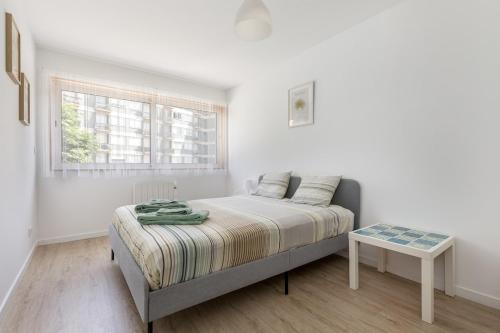 Porto Serenity - Central Apartment with a Balcony