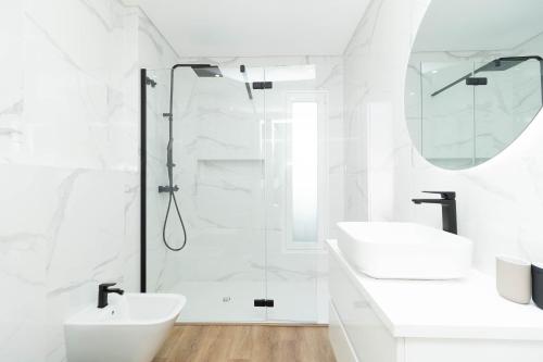 Koupelna v ubytování Happy Days Beach House