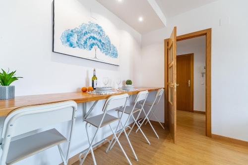 Gambar di galeri bagi Elite Beachside Retreat FREE Parking - Malaga Beach di Málaga